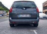 PEUGEOT 5008 1.6HDI