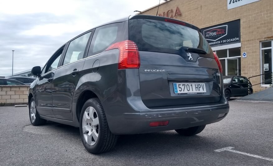 PEUGEOT 5008 1.6HDI