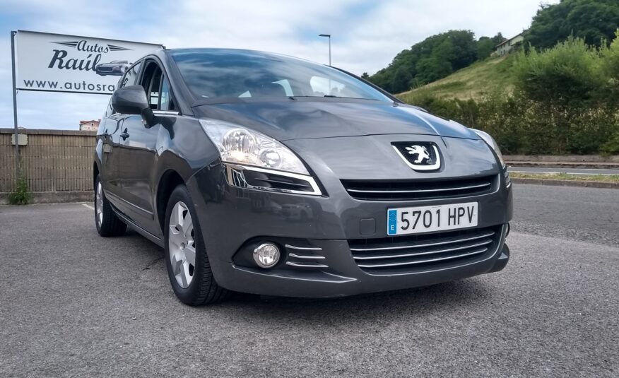 PEUGEOT 5008 1.6HDI