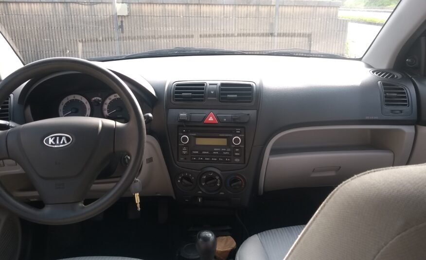 KIA Picanto 1.0