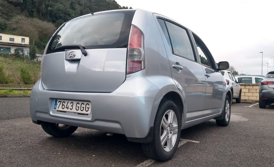 DAIHATSU SIRION 1.3