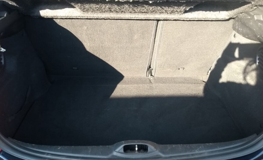 PEUGEOT 208 1.6HDI