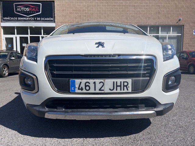 PEUGEOT 3008 1.6HDI