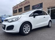 KIA RIO 1.2I