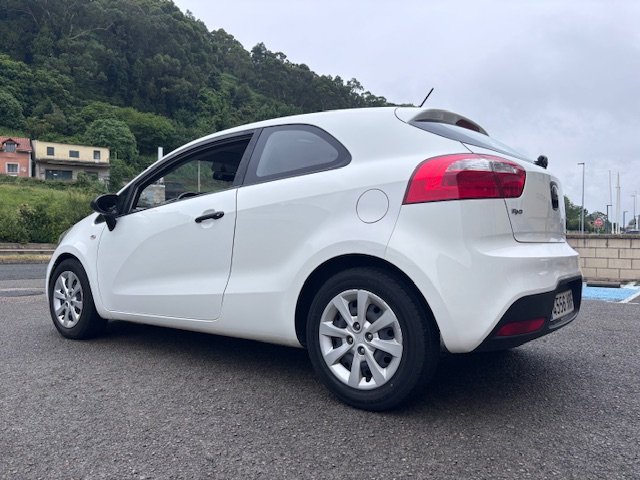 KIA RIO 1.2I