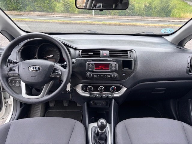 KIA RIO 1.2I