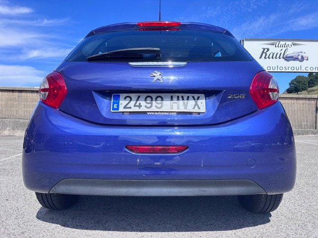 PEUGEOT 208 1.4HDI