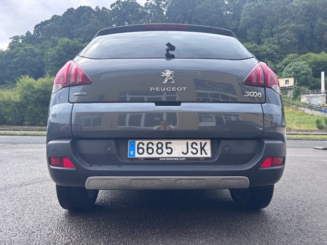 PEUGEOT 3008 1.6HDI