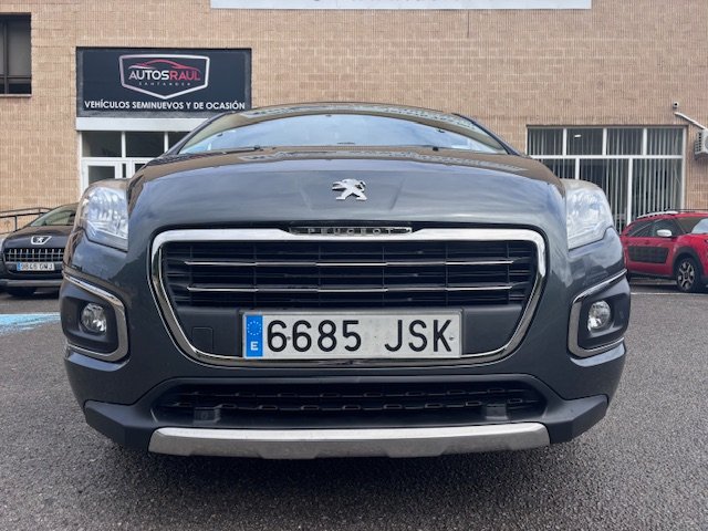 PEUGEOT 3008 1.6HDI