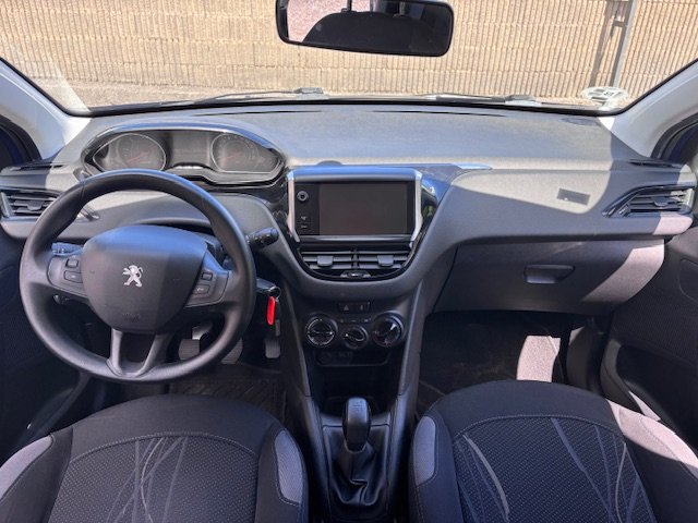 PEUGEOT 208 1.4HDI
