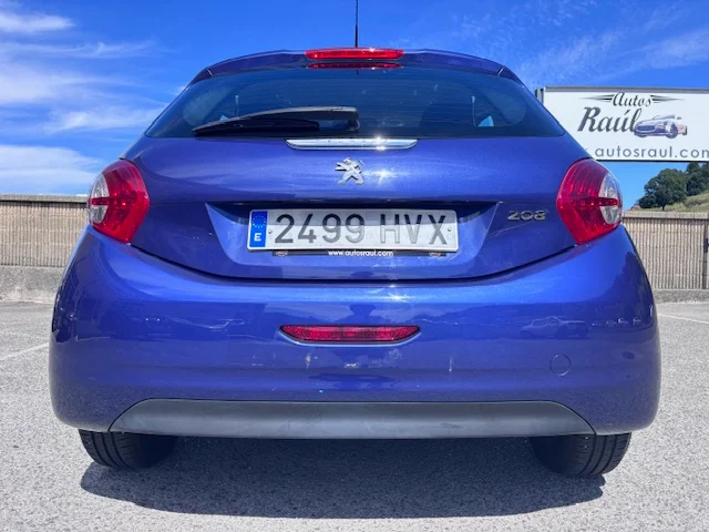PEUGEOT 208 1.4HDI