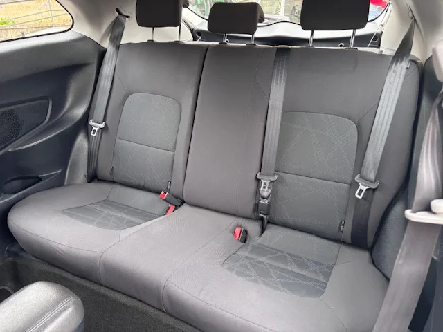 KIA RIO 1.2I