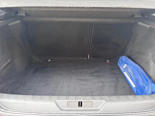 PEUGEOT 308 1.6HDI