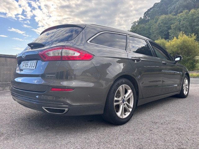 FORD MONDEO