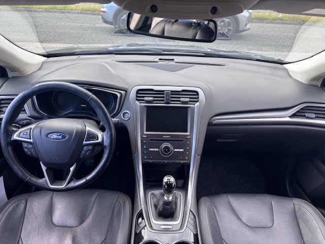 FORD MONDEO
