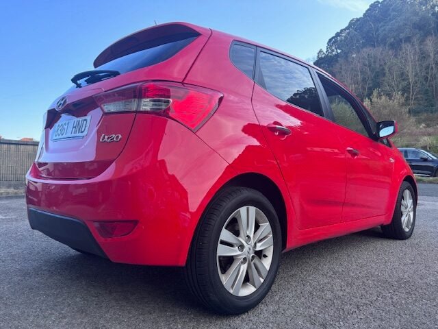 HYUNDAI IX20