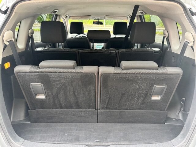 TOYOTA COROLLA VERSO