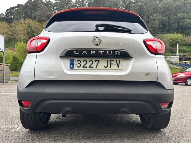 RENAULT CAPTUR