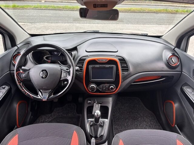 RENAULT CAPTUR