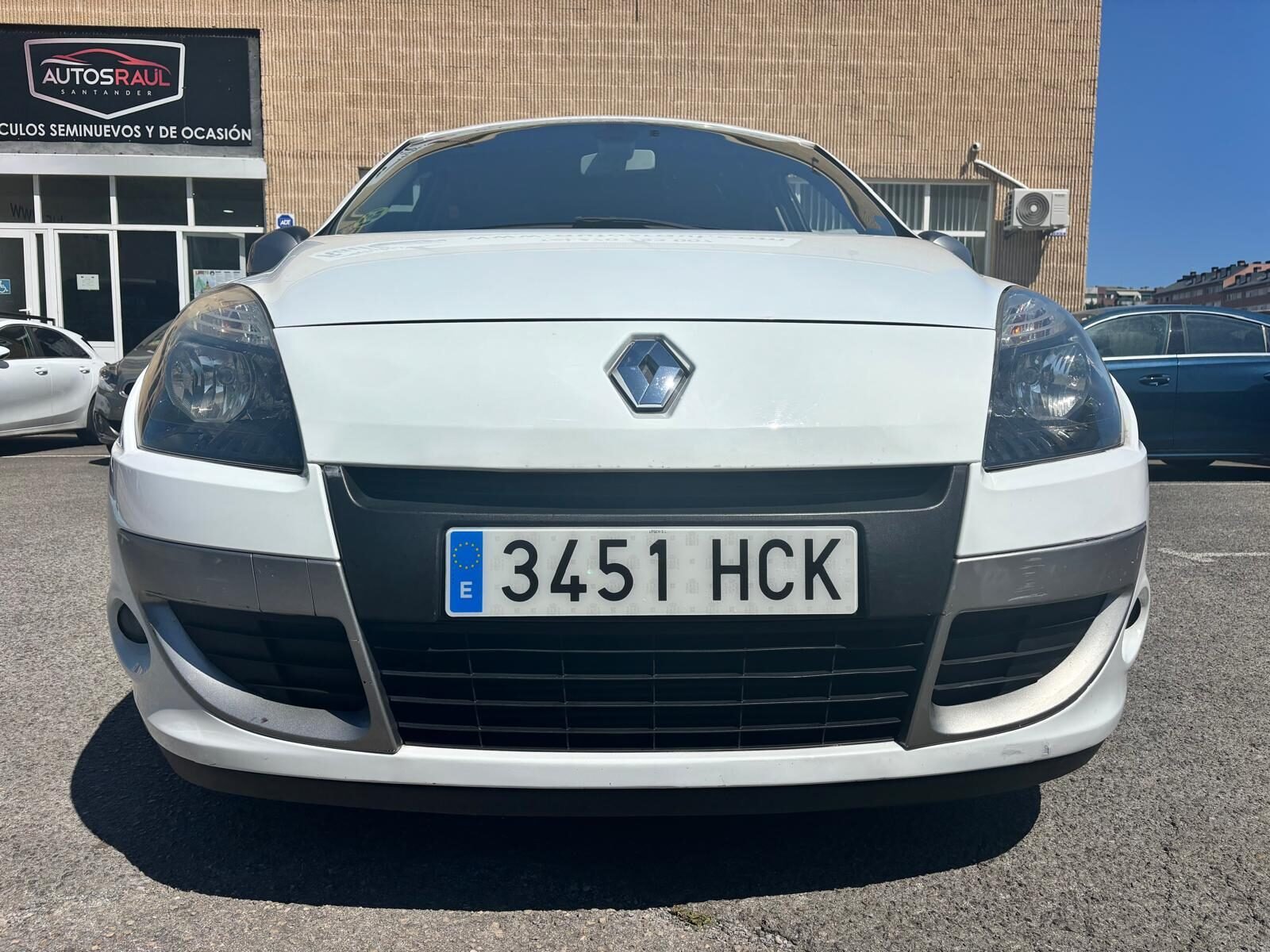 RENAULT SCENIC
