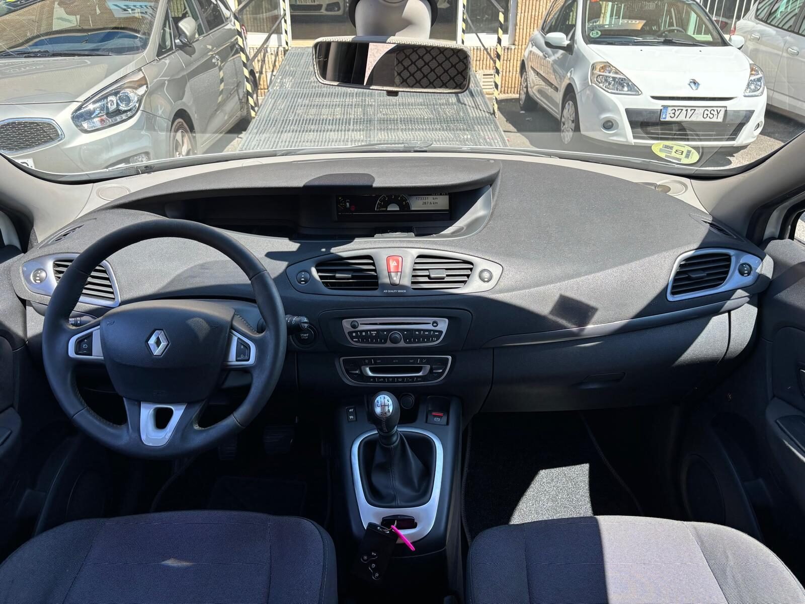 RENAULT SCENIC