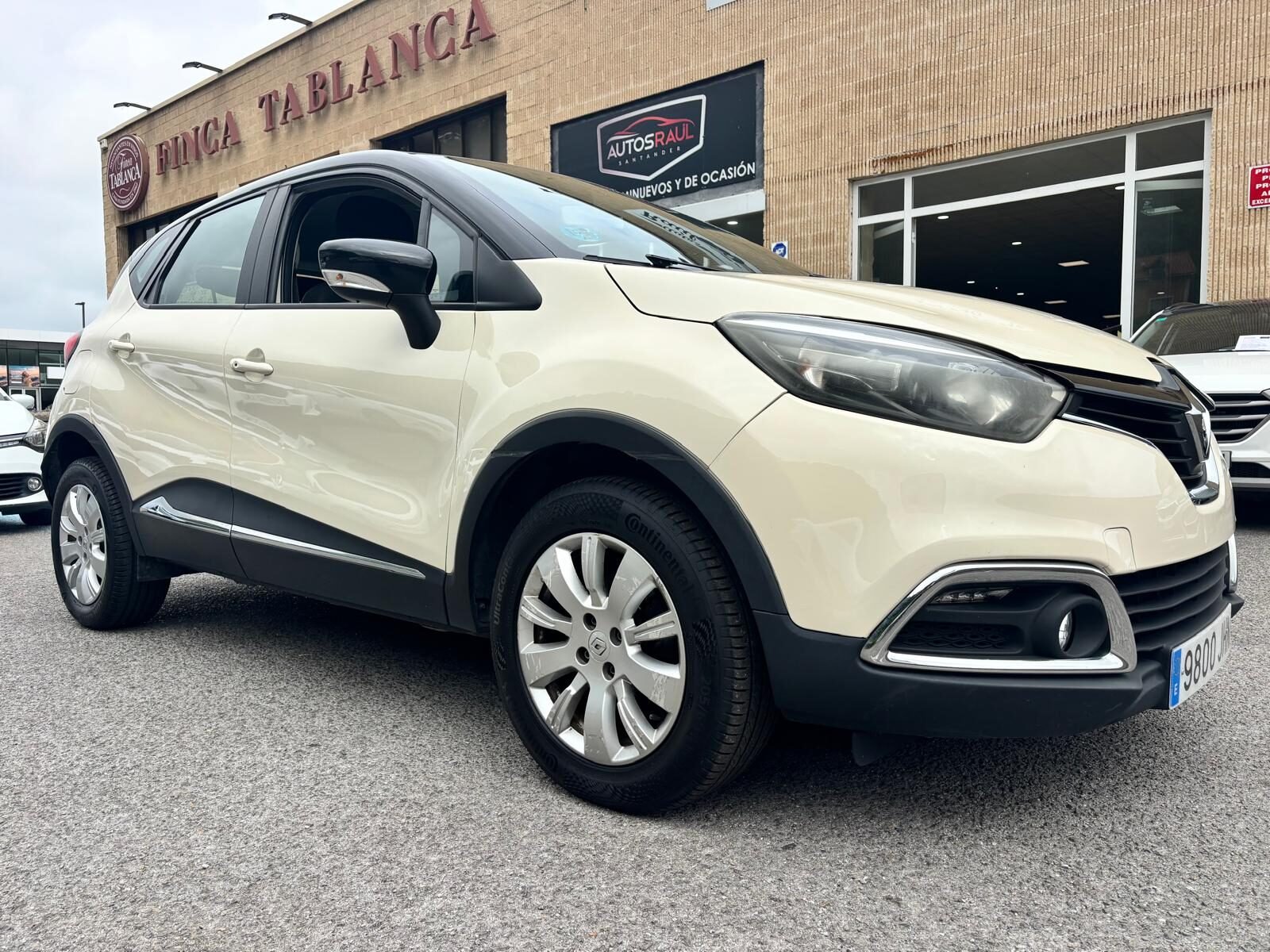 RENAULT CAPTUR
