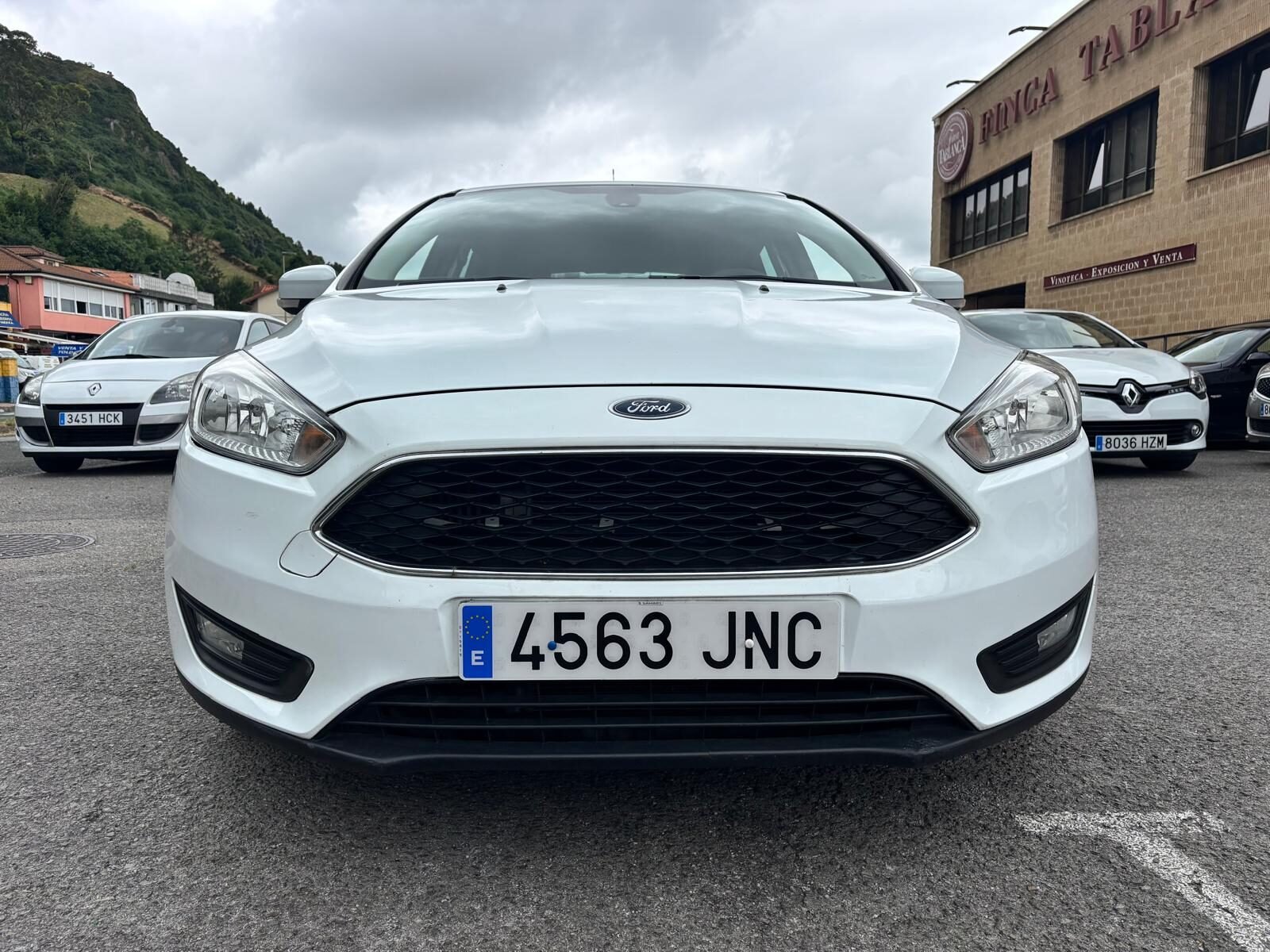 FORD FOCUS