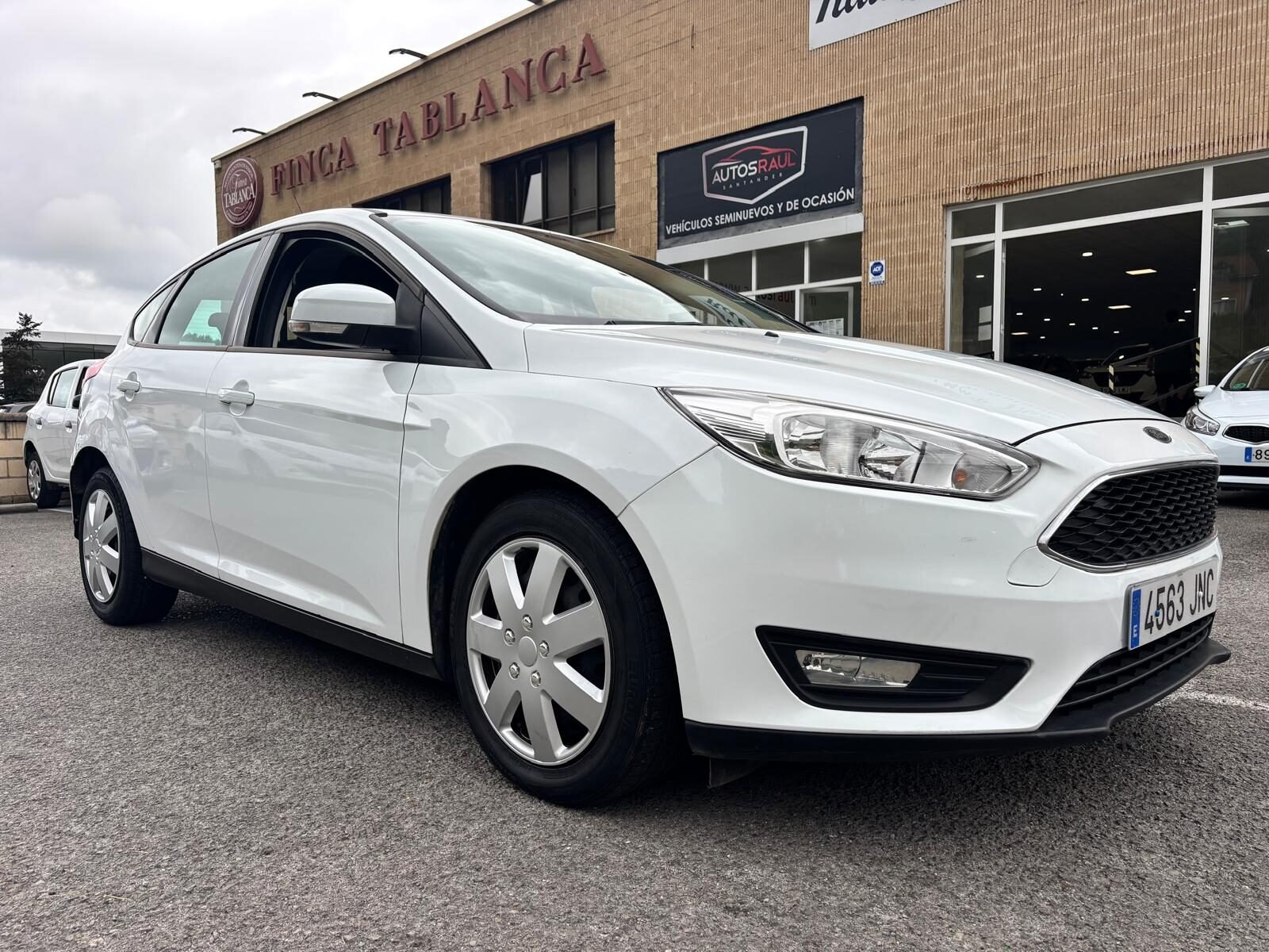 FORD FOCUS