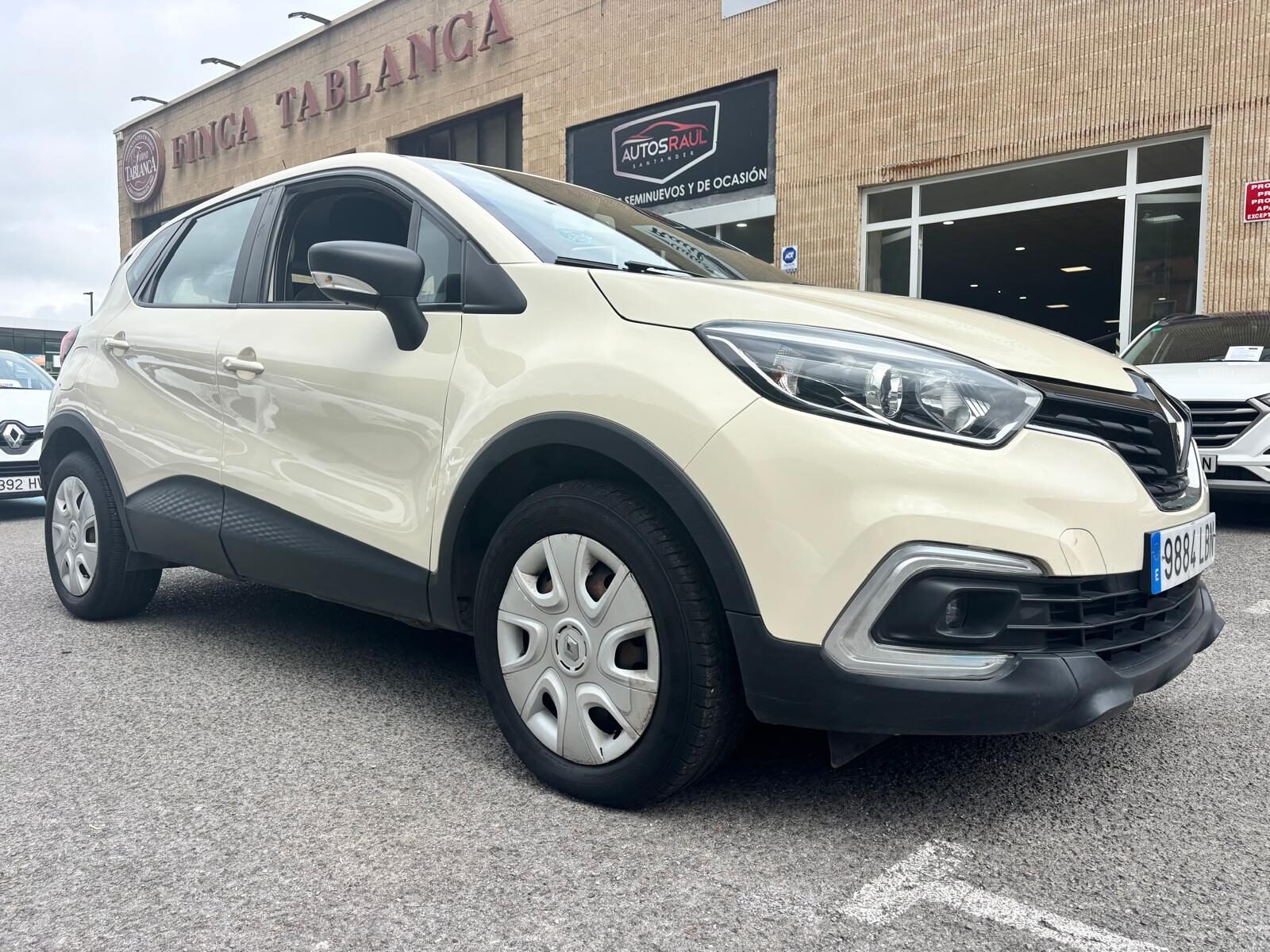 RENAULT CAPTUR