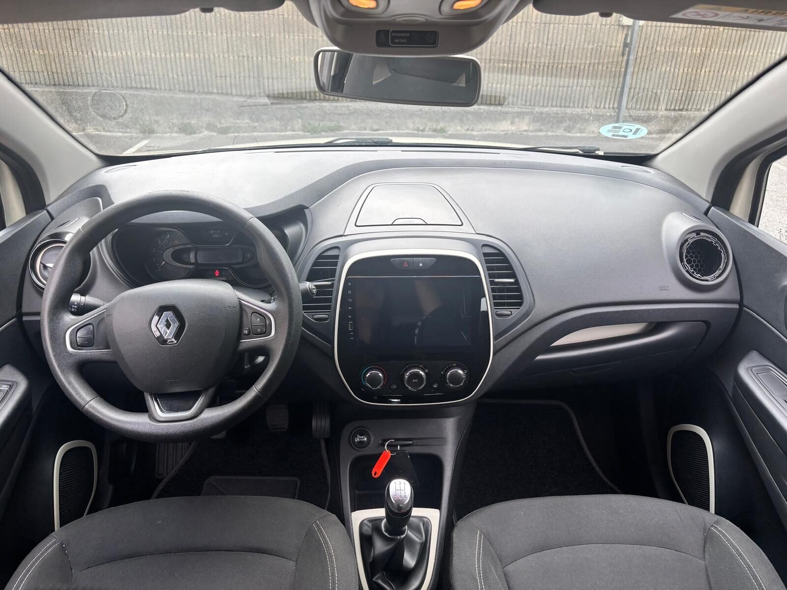 RENAULT CAPTUR
