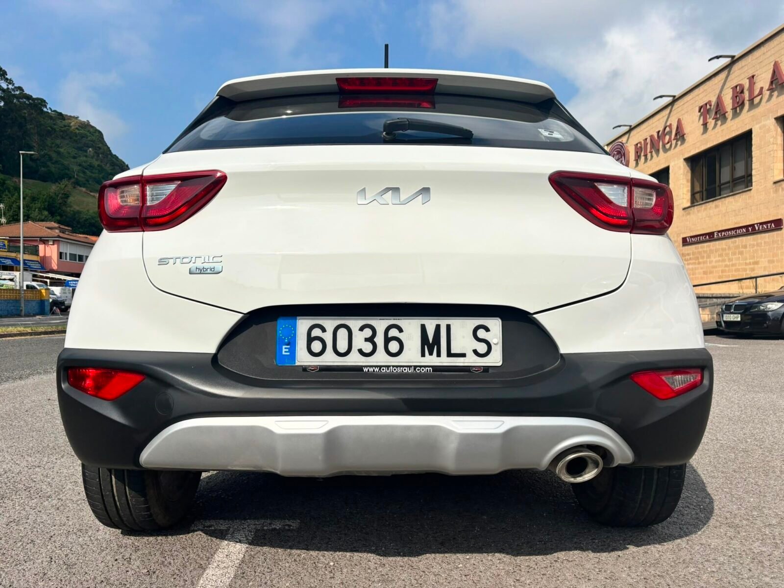 KIA STONIC HYBRID