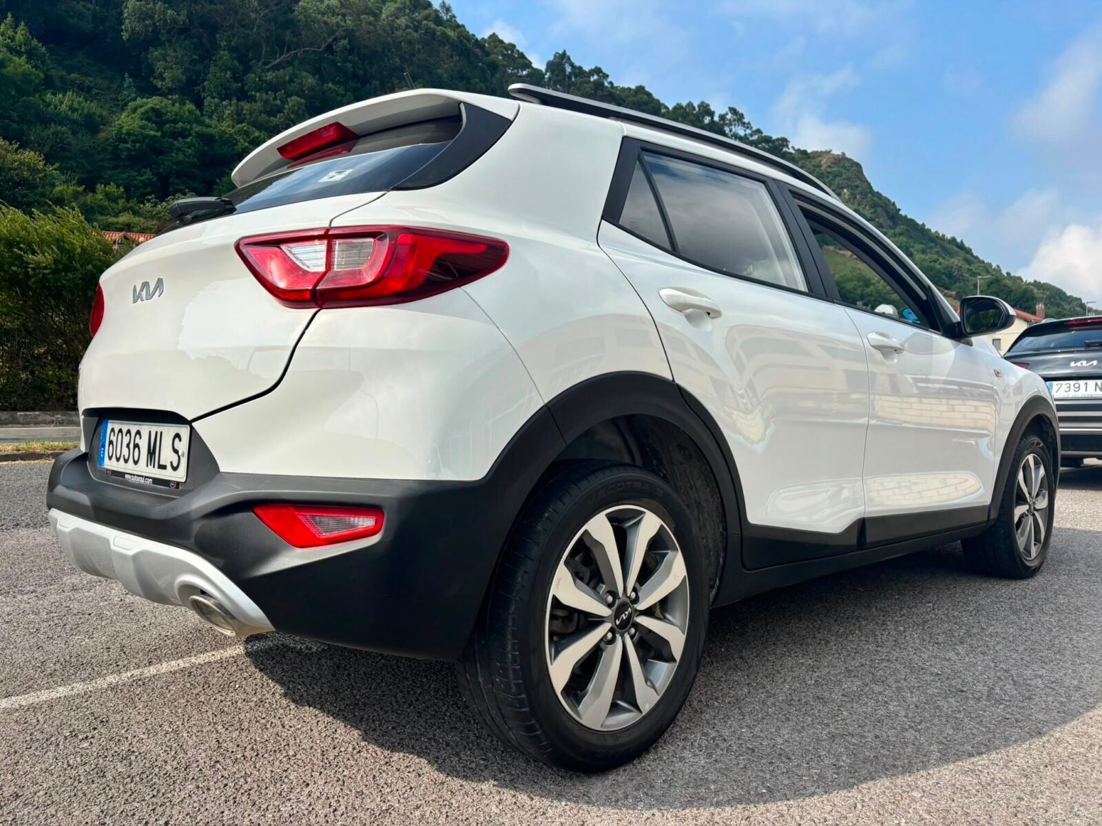 KIA STONIC HYBRID
