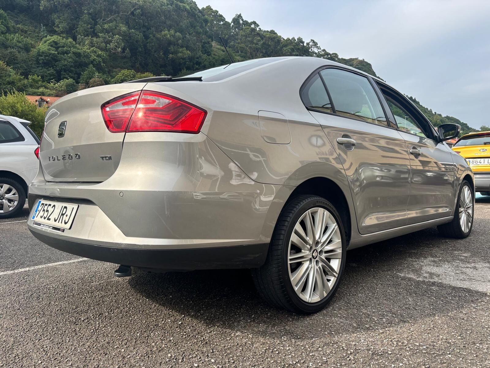 SEAT TOLEDO