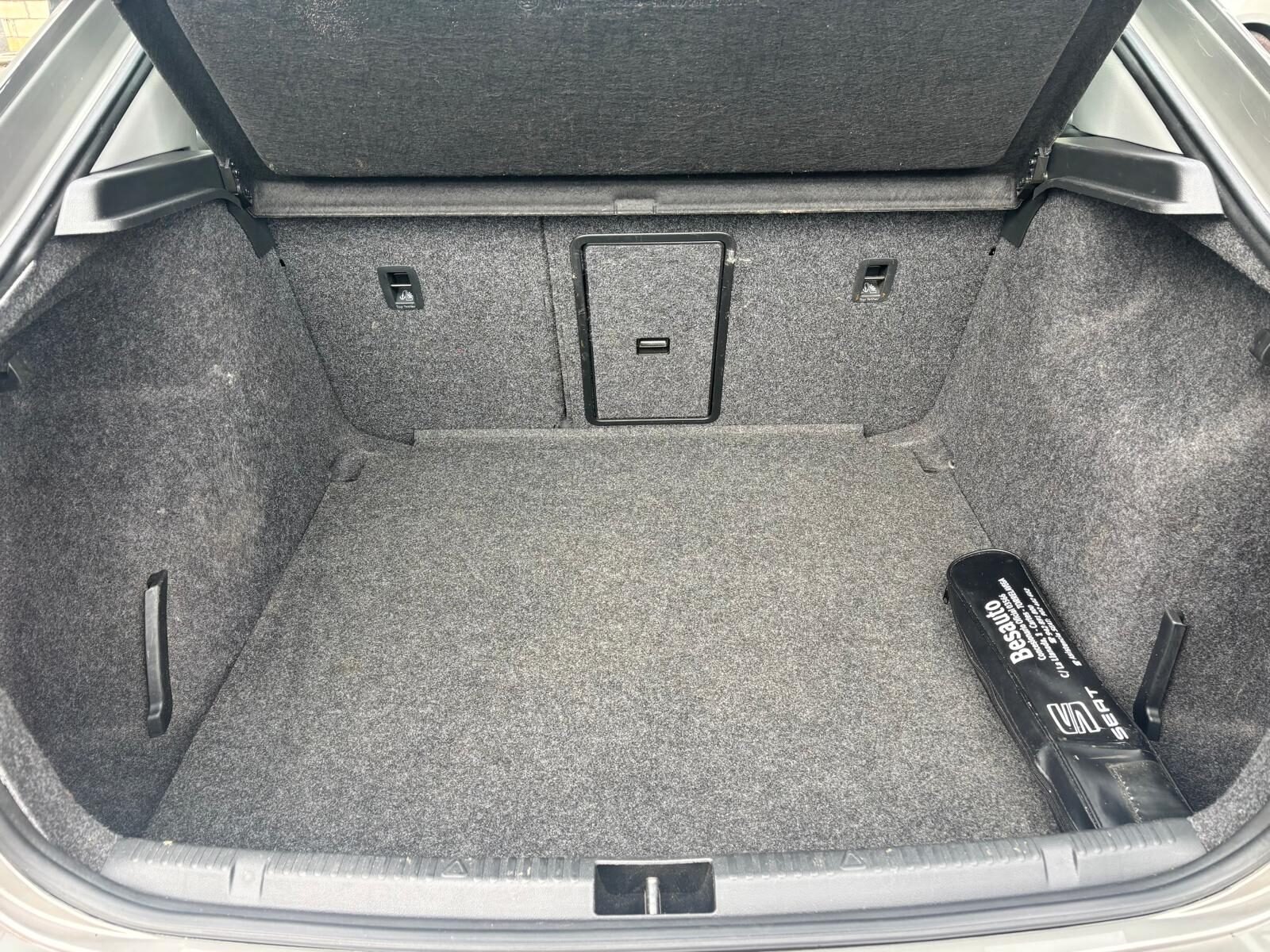 SEAT TOLEDO