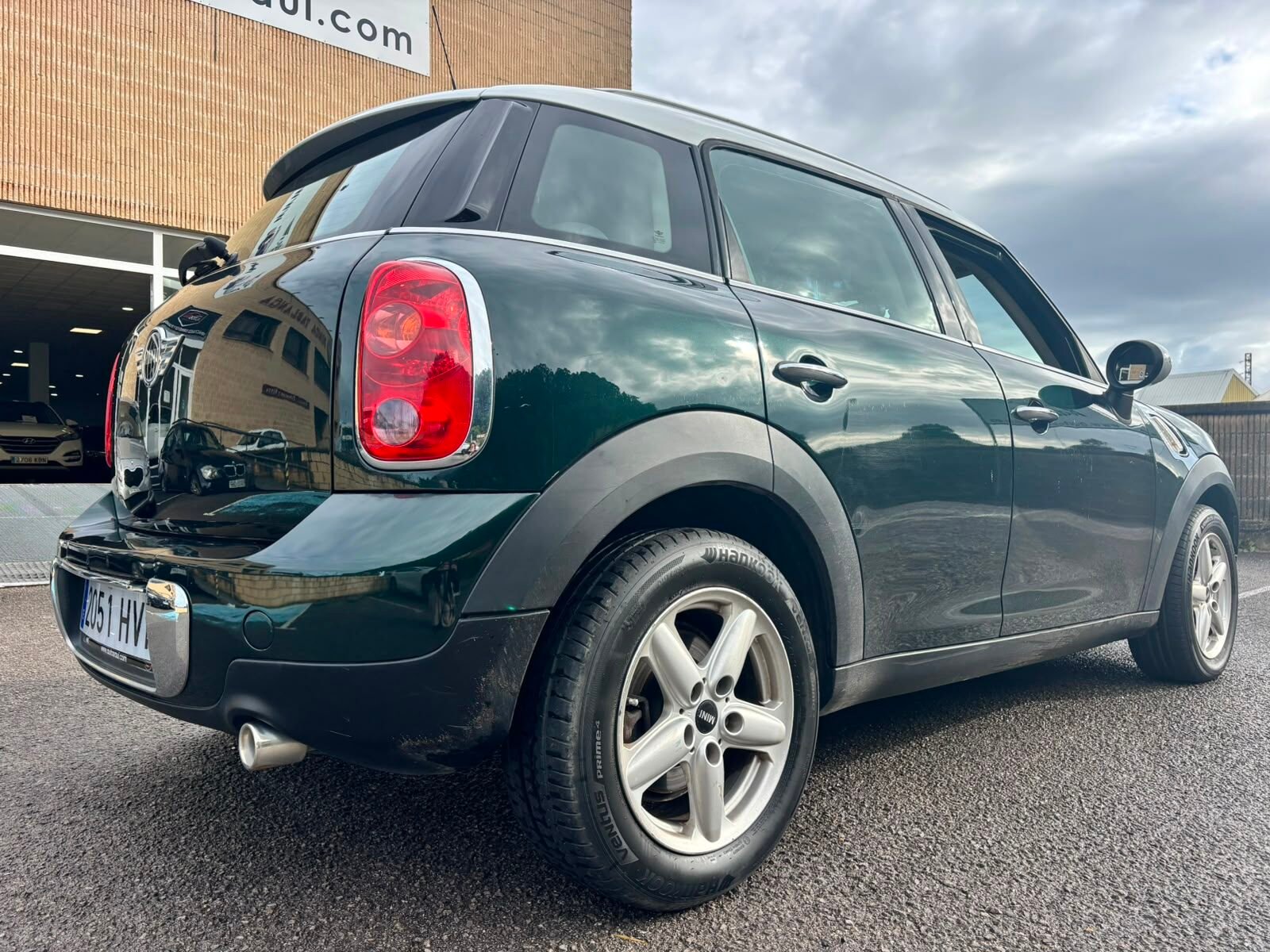 MINI COOPER COUNTRYMAN