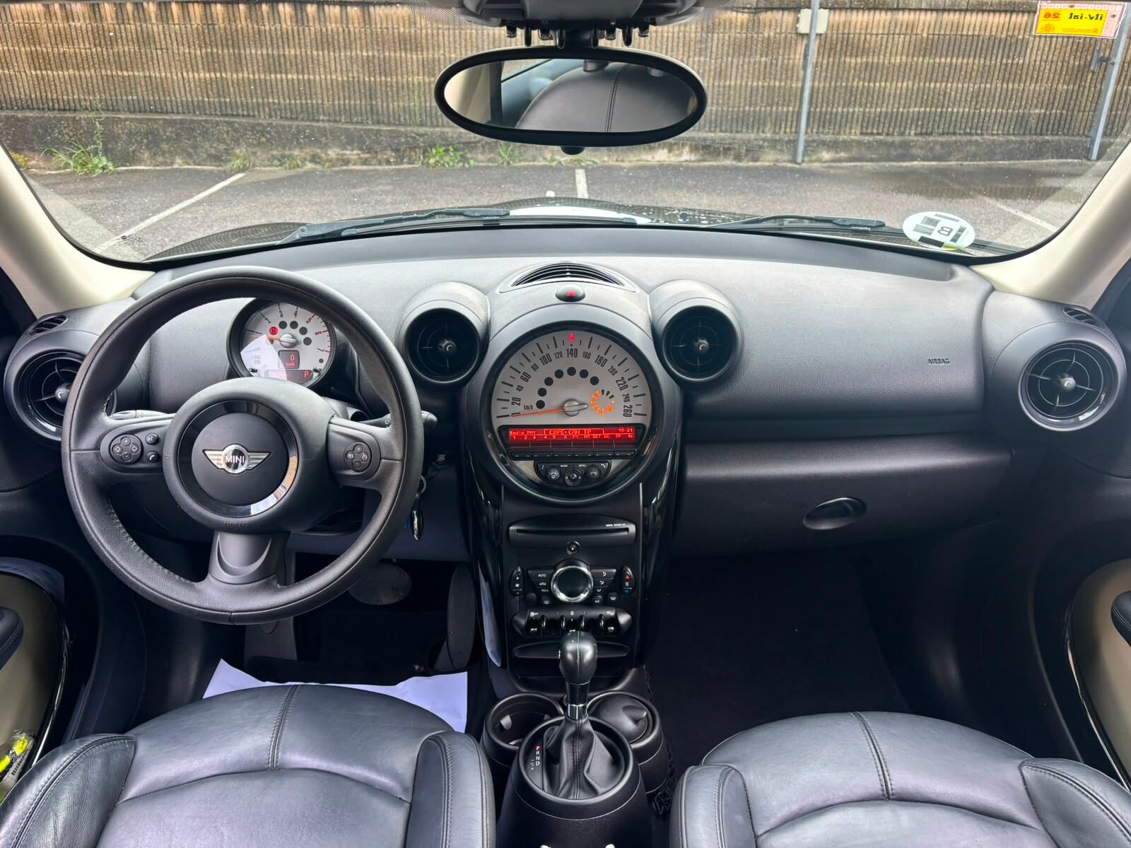 MINI COOPER COUNTRYMAN