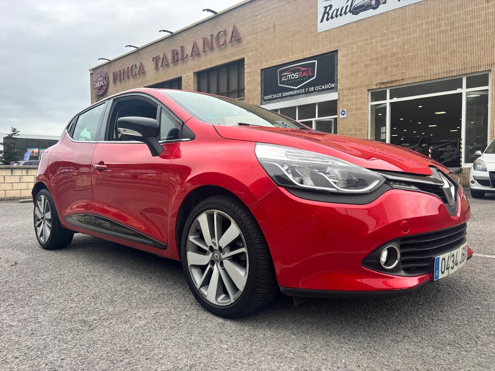 RENAULT CLIO