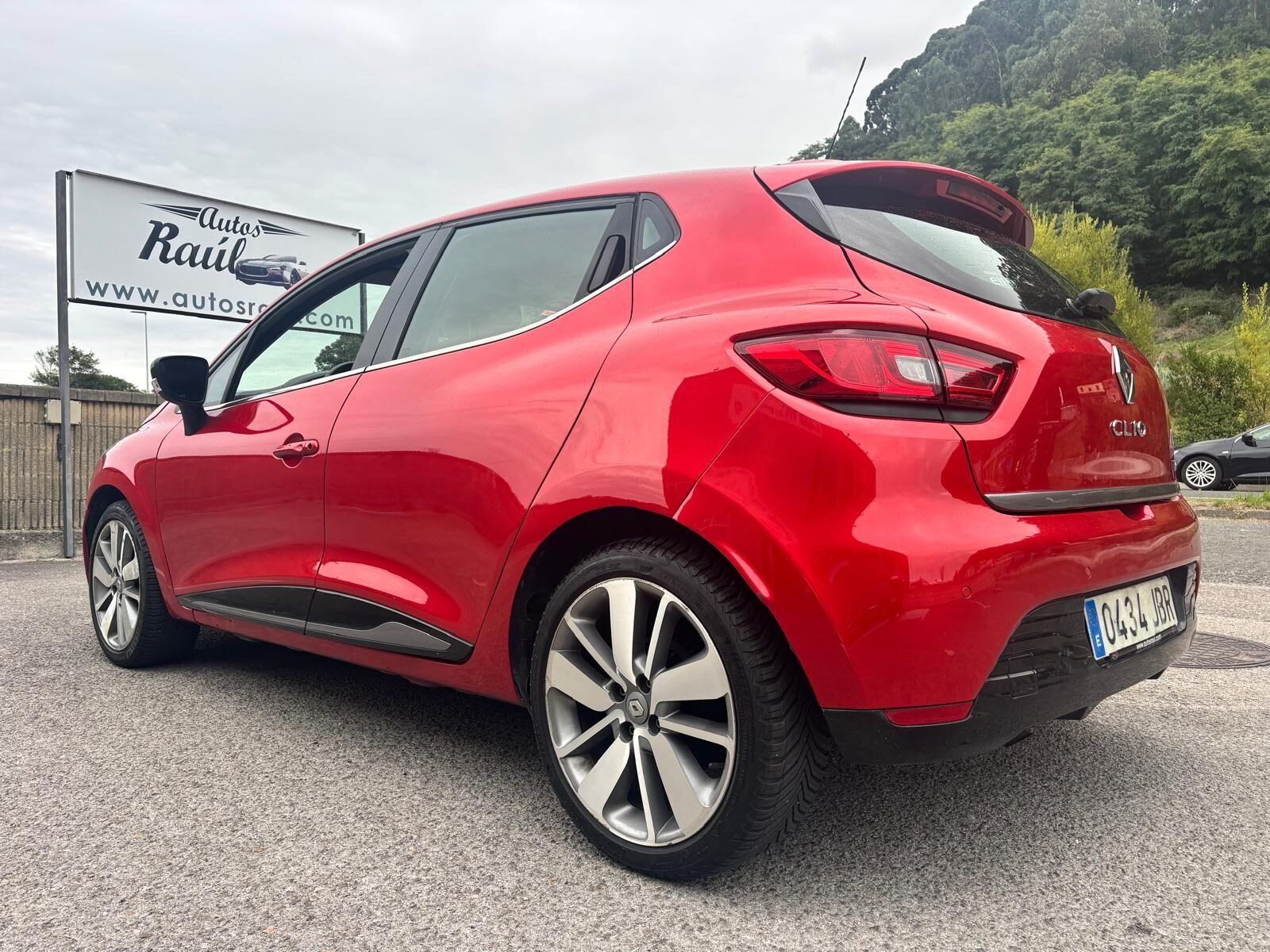 RENAULT CLIO