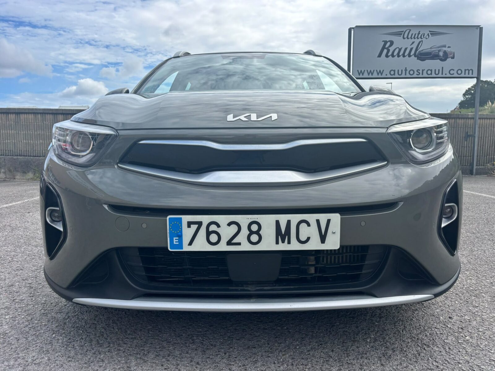 KIA STONIC HYBRID