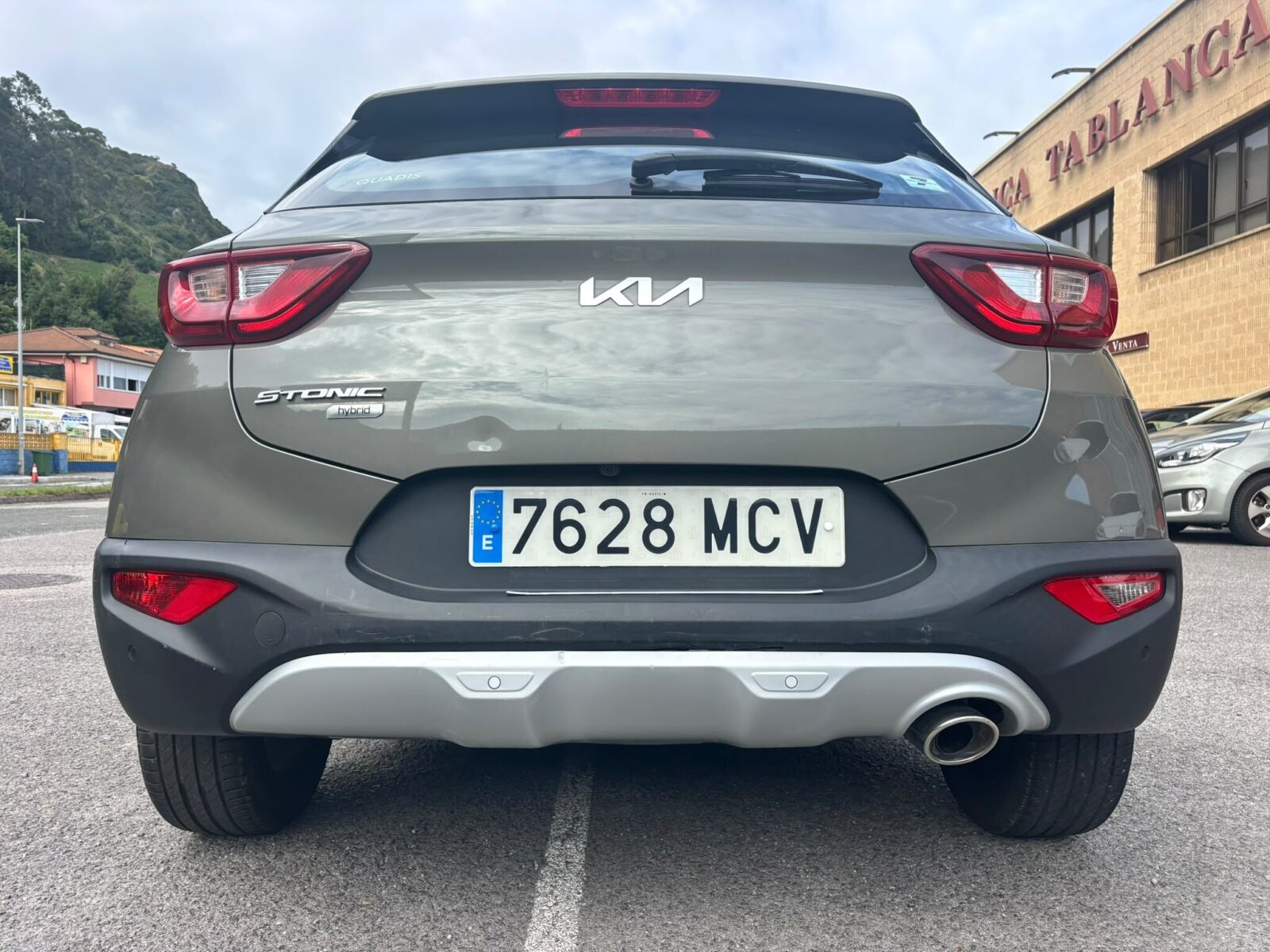 KIA STONIC HYBRID